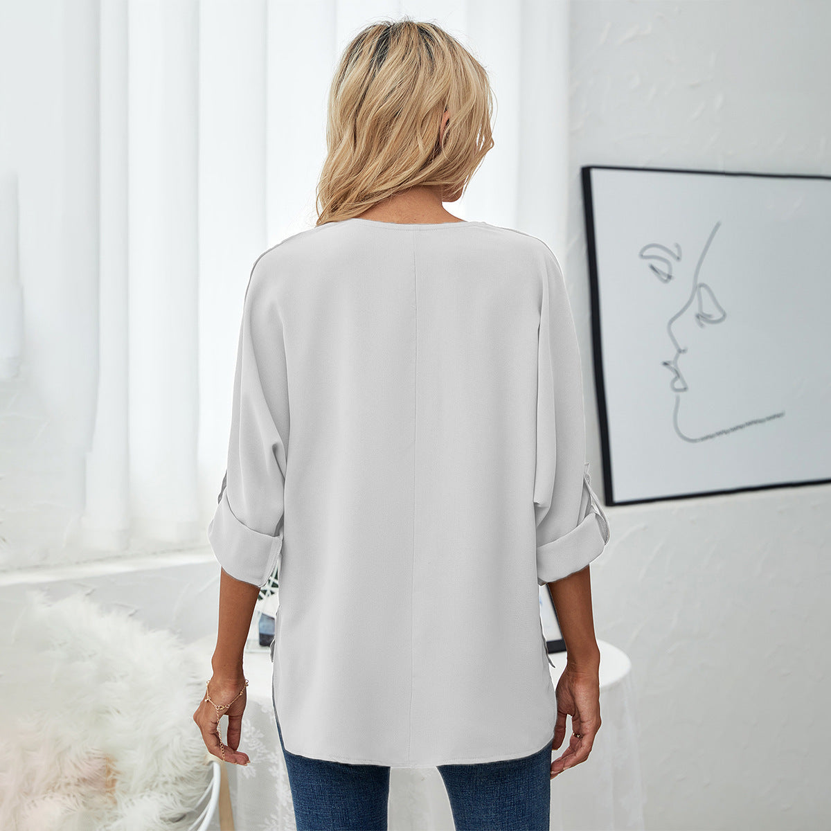 Chiffon V-neck shirt